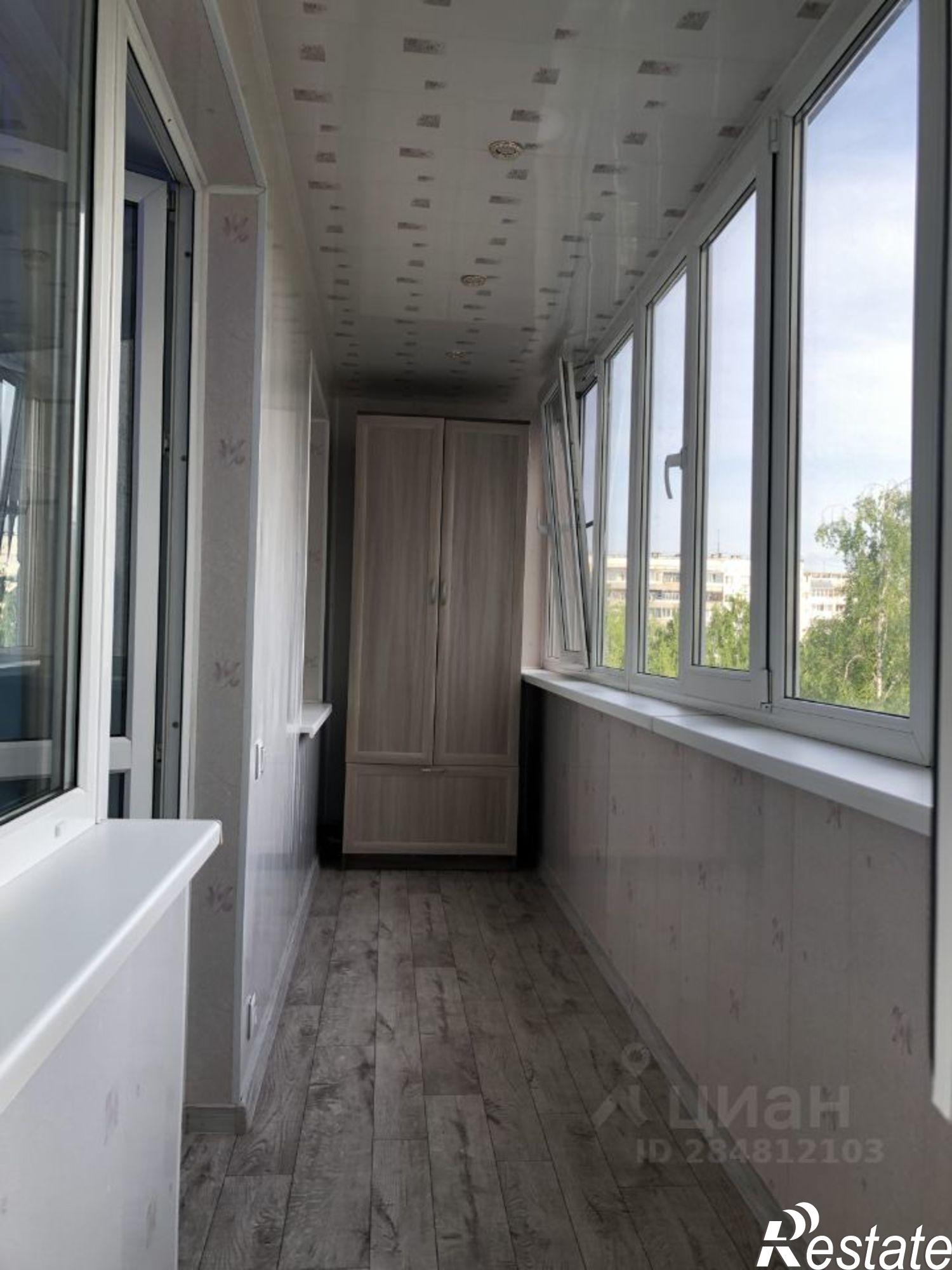 Сдать квартиру за 28 000 рублей на улица Петрова, 31