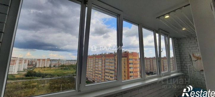 3-комн квартира ул Чернякова, 3,  д. 3