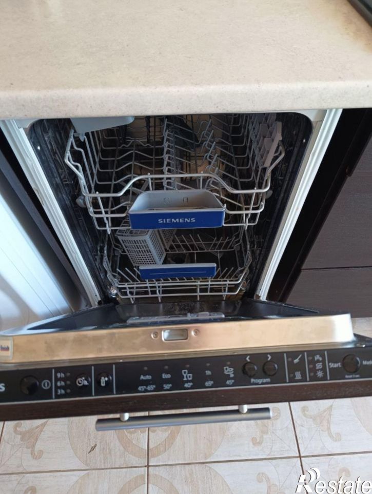 3-комн квартира ул Героев Сталинградской битвы, 26,  д. 26