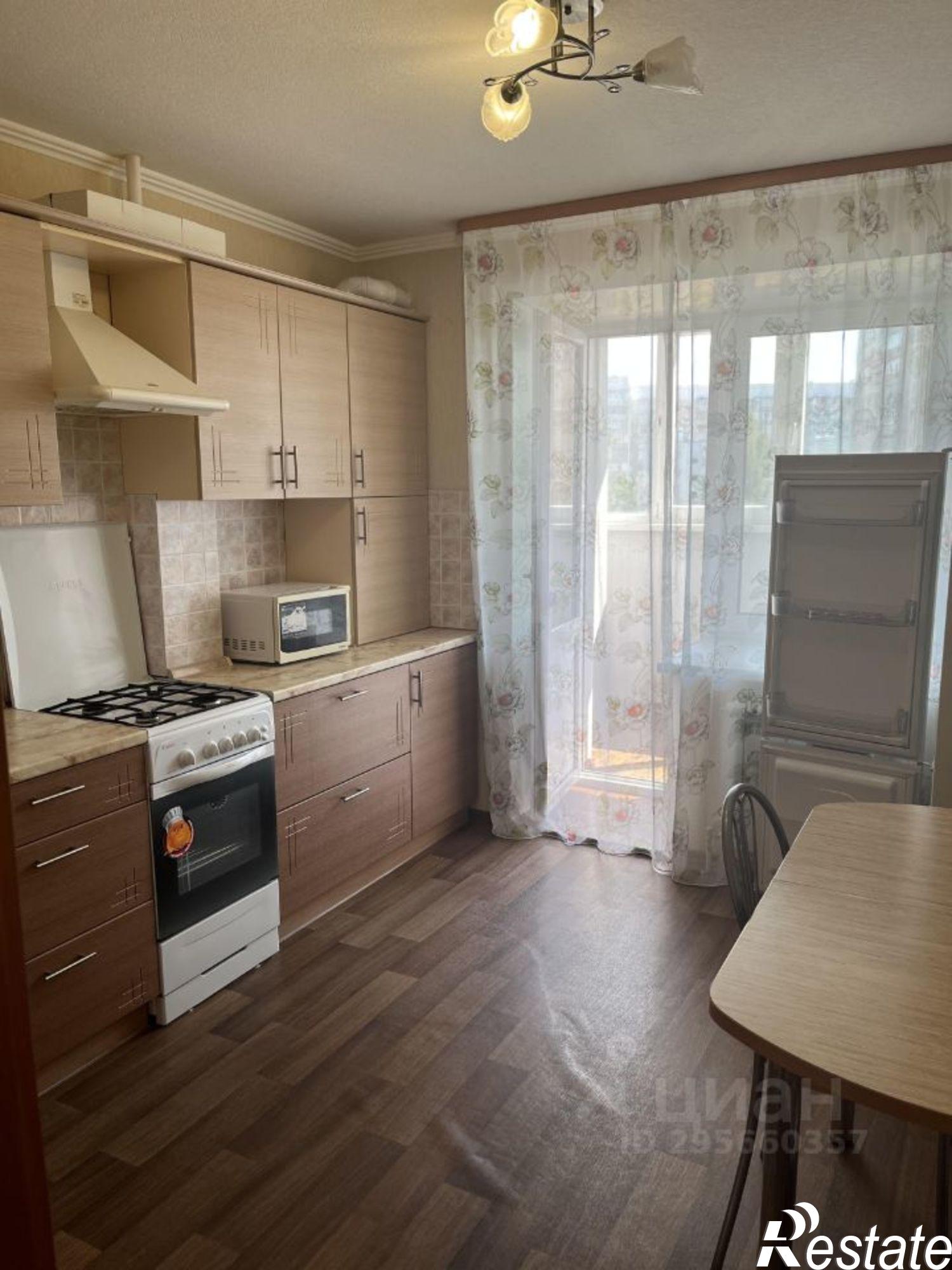 Сдать квартиру за 25 000 рублей на Красноармейская улица, 122Б