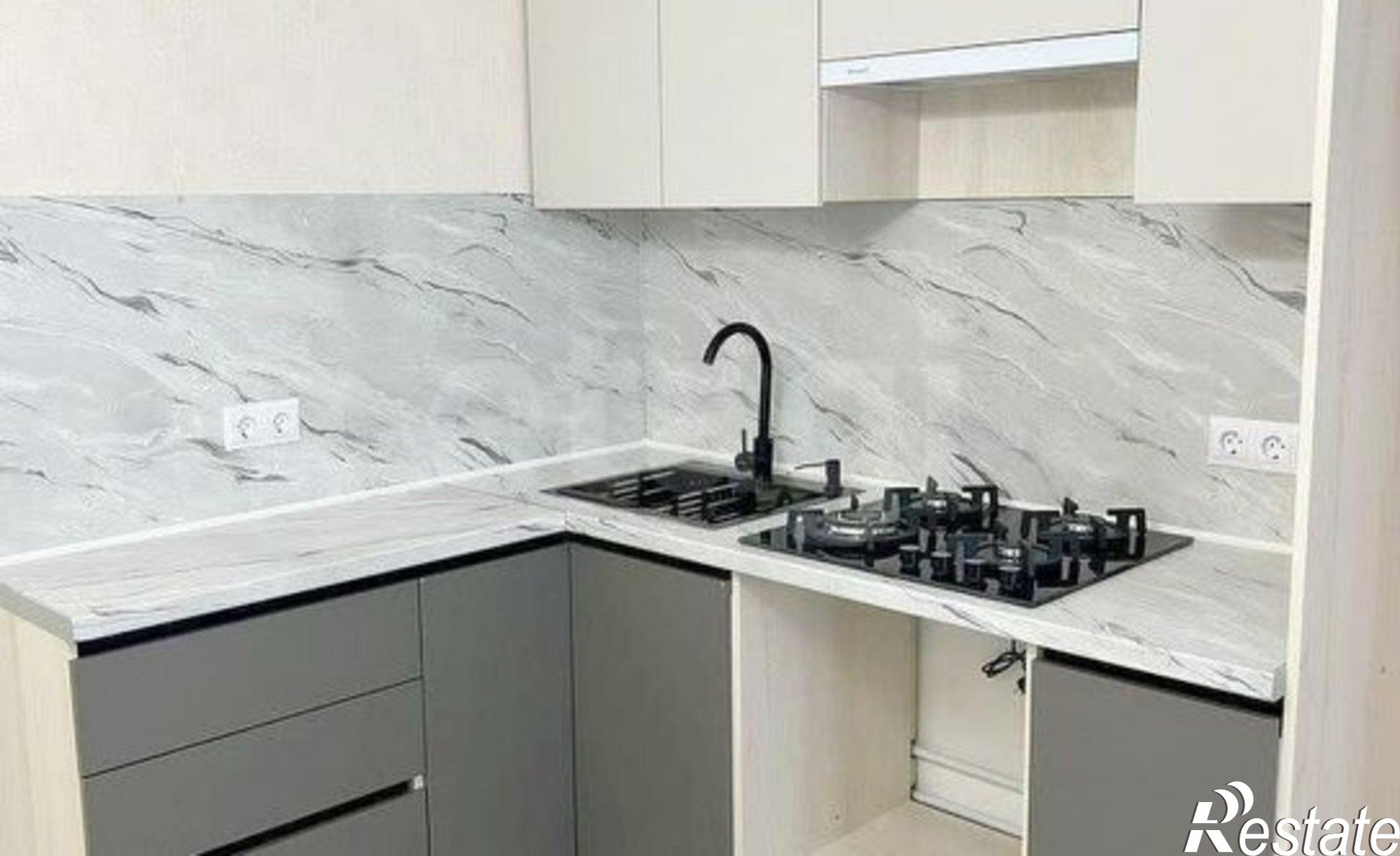 Купить квартиру за 5 450 000 рублей на ул Дружбы, 107