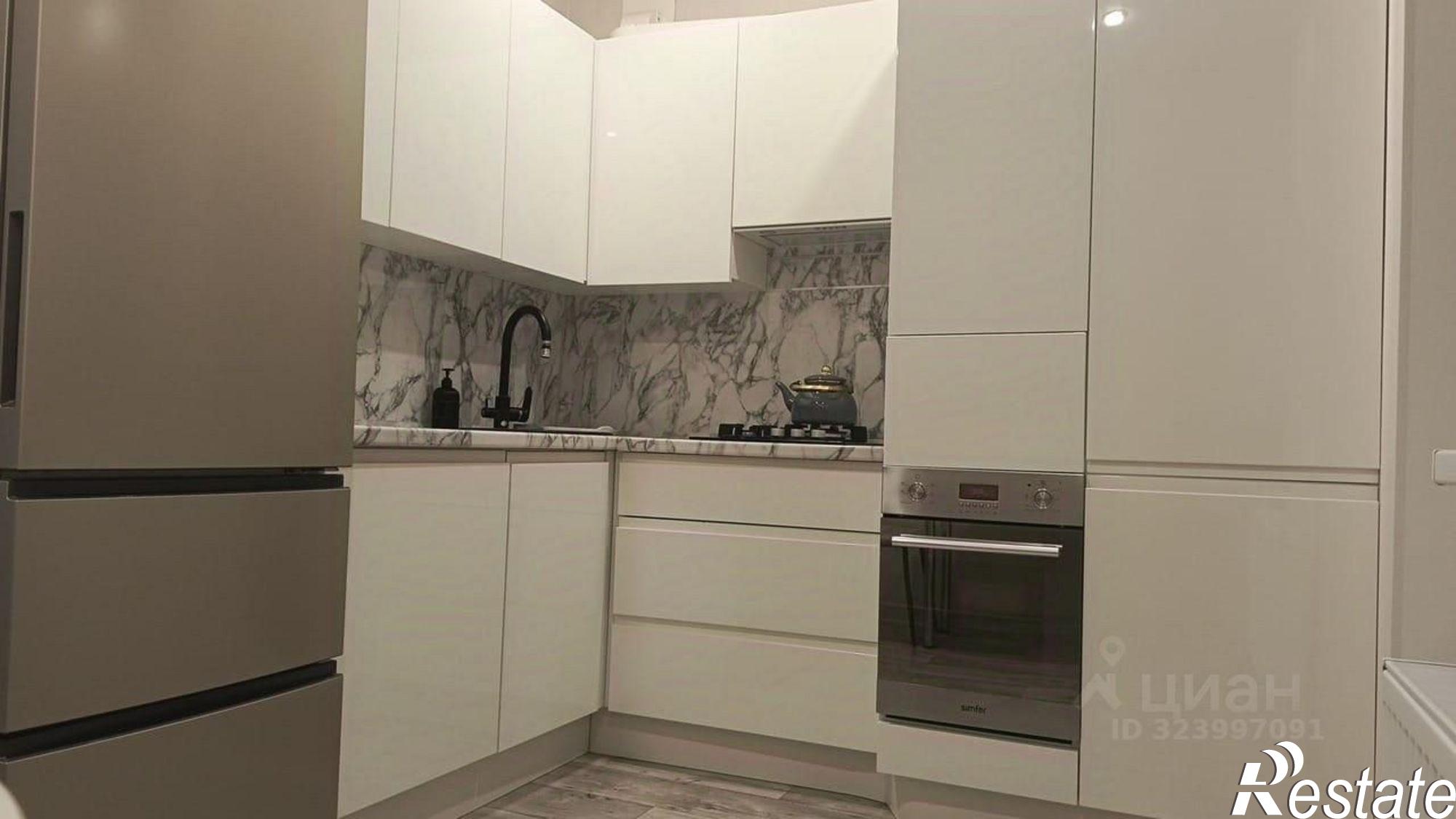 Сдать квартиру за 30 000 рублей на улица Чернякова, 3