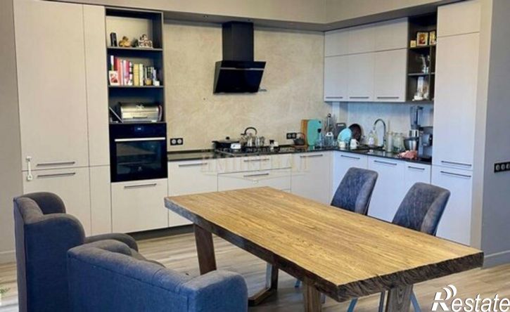 4-комн квартира ул Анциферова, 27А,  д. 27А