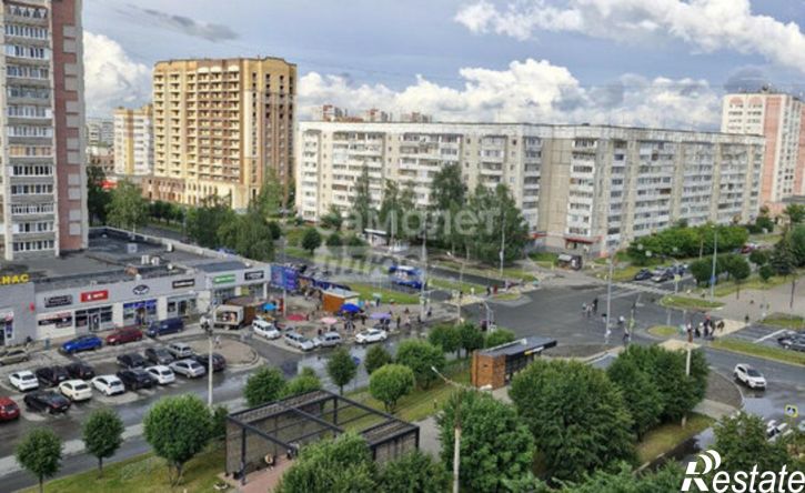 3-комн квартира б-р Чавайна, 19,  д. 19