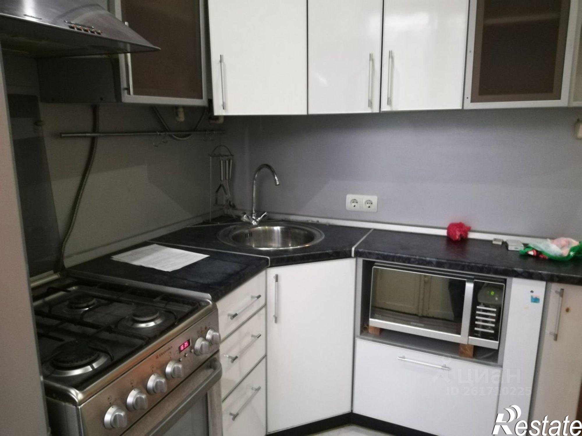 Сдать квартиру за 18 000 рублей на пр-кт Гагарина, 10