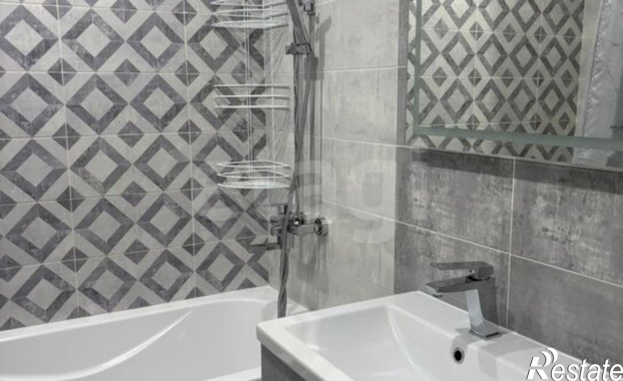 Купить квартиру за 12 150 000 рублей на Западная улица, 15А