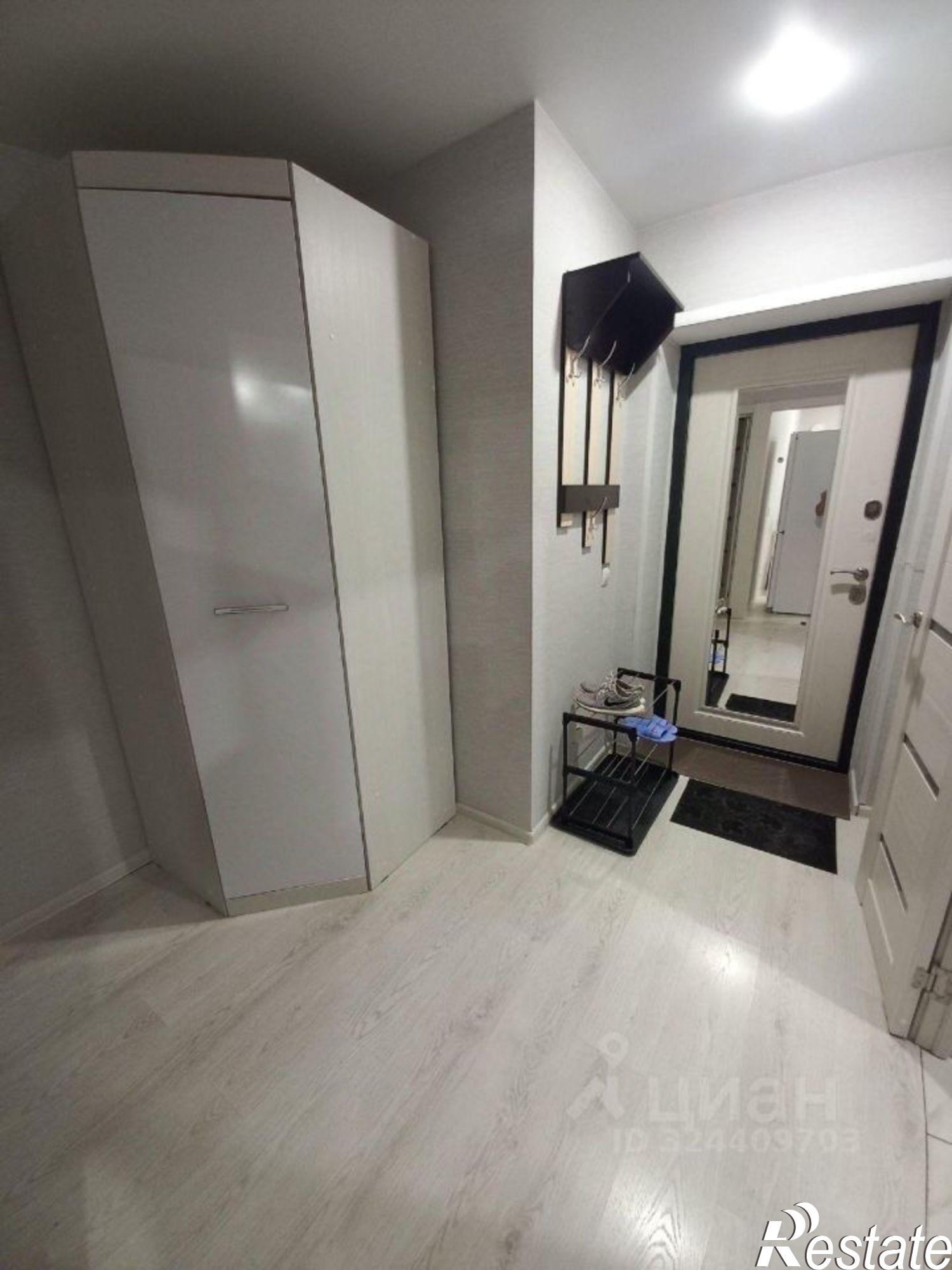 Сдать квартиру за 25 000 рублей на улица Панфилова, 33Б/2