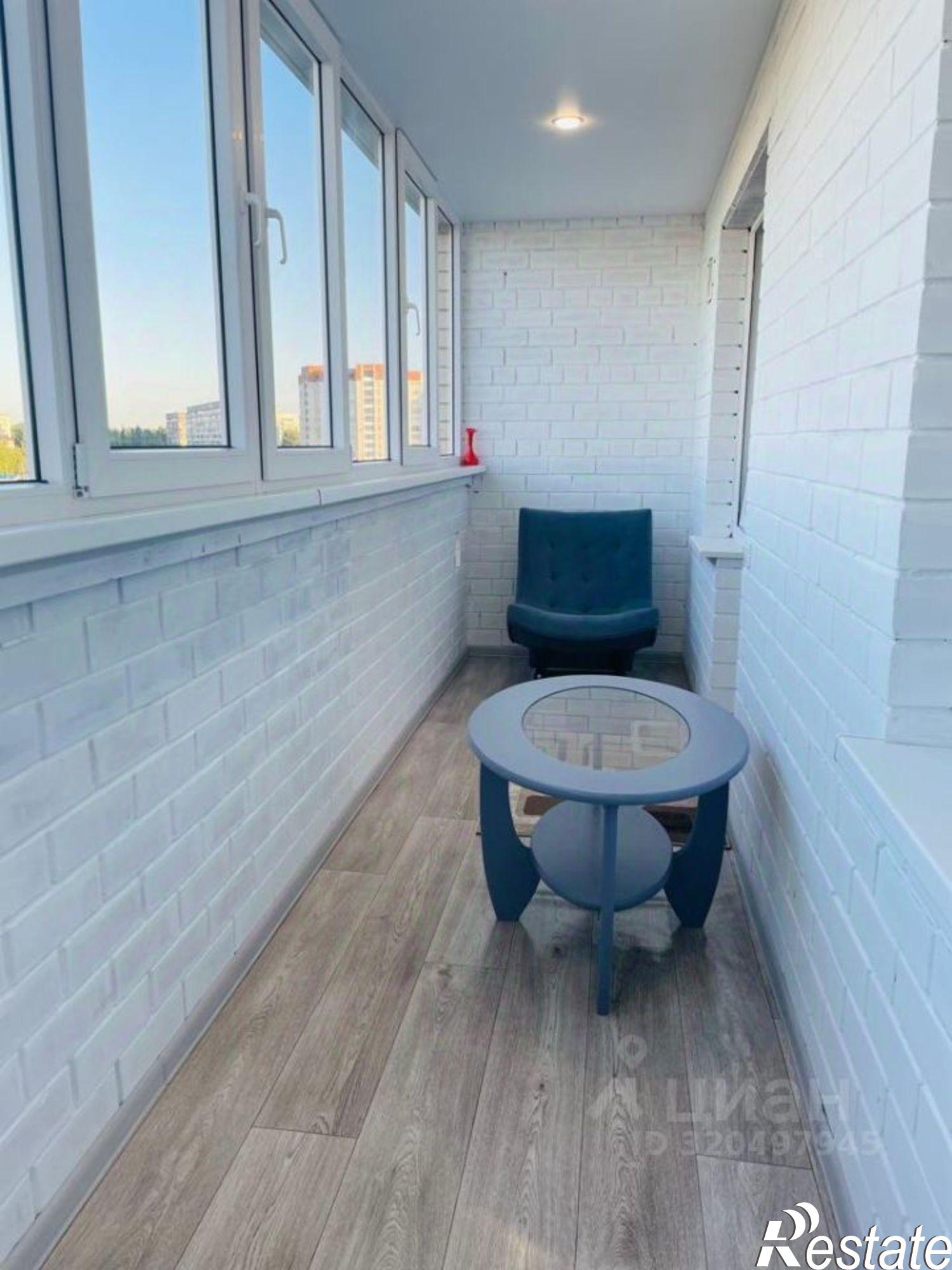 Сдать квартиру за 30 000 рублей на улица Марка Евтюхина, 8