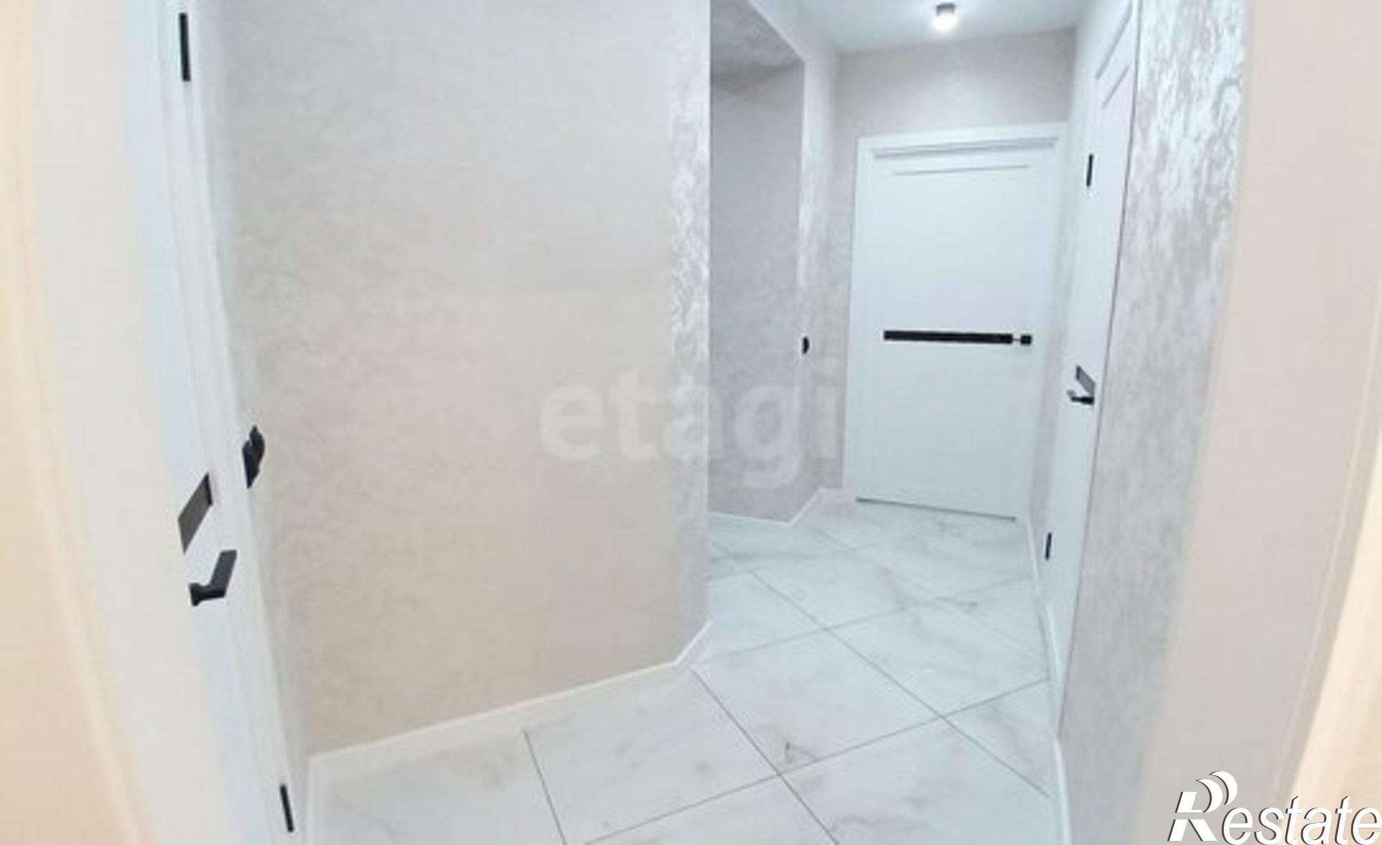 Купить квартиру за 8 505 000 рублей на Западная улица, 11