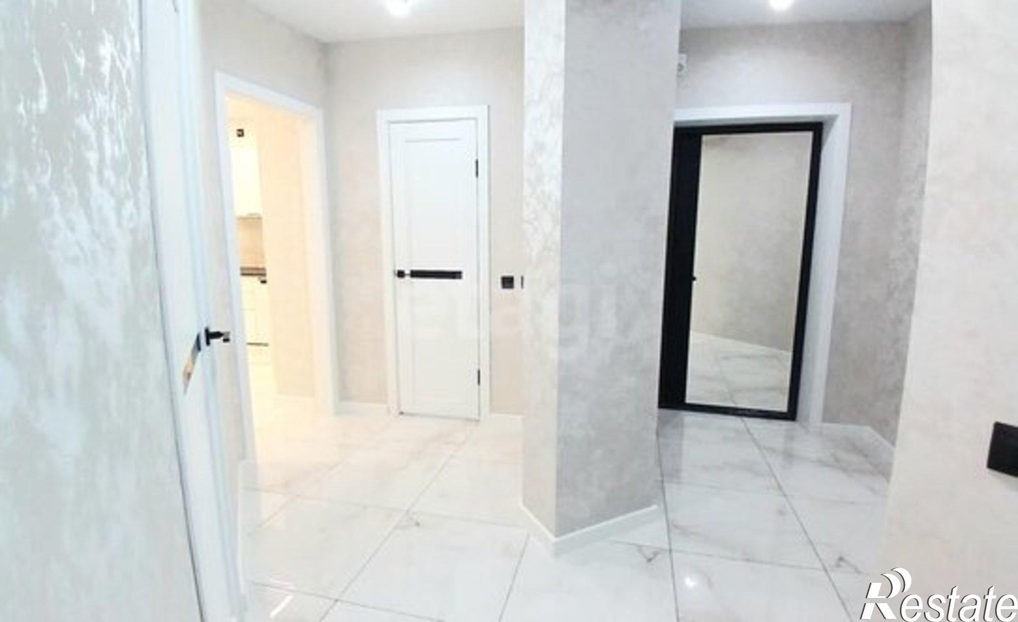 Купить квартиру за 8 505 000 рублей на Западная улица, 11