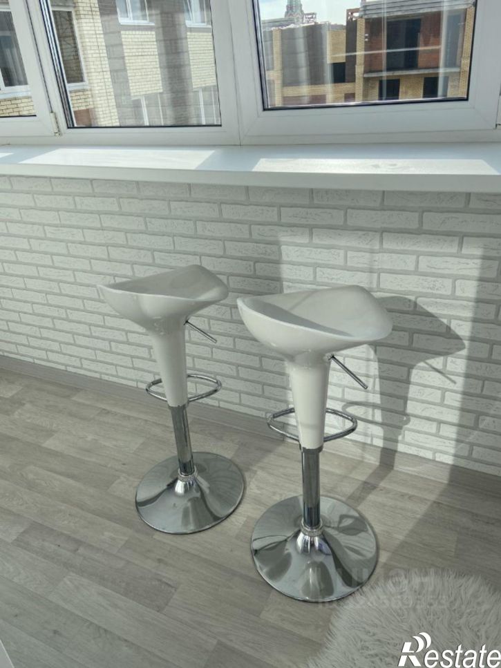 2-комн квартира б-р Чавайна, 20,  д. 20