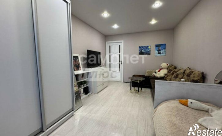 3-комн квартира ул Эшкинина, 22,  д. 22