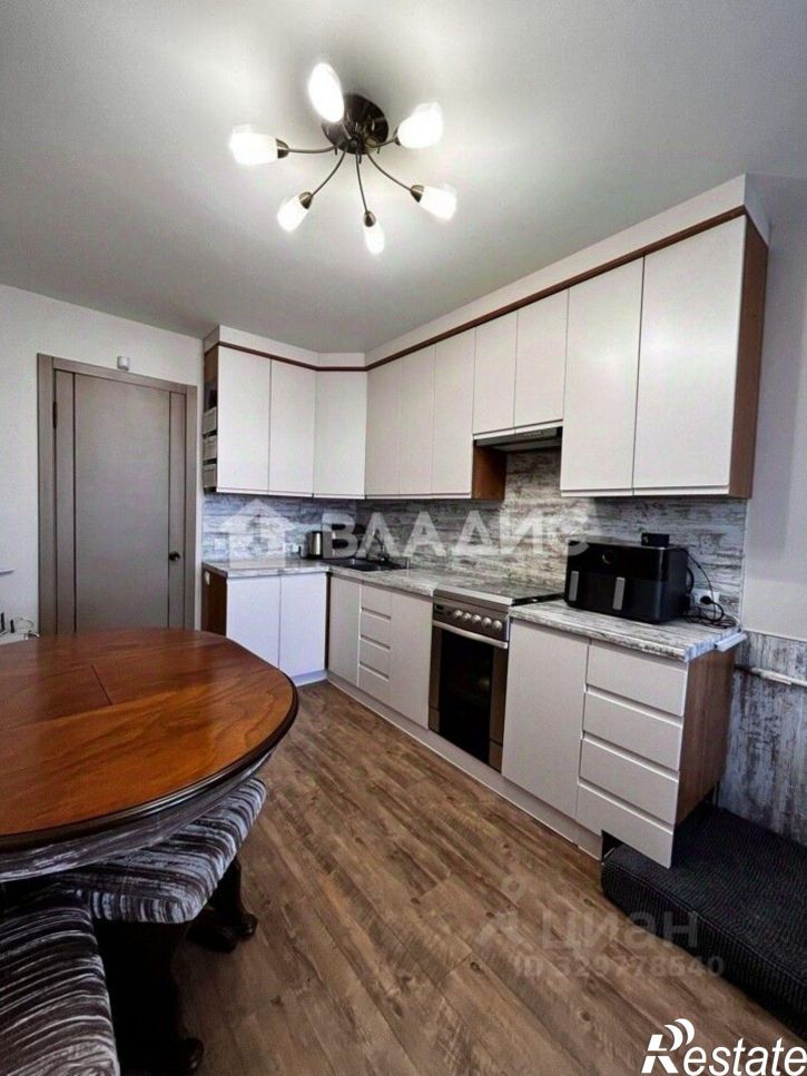 2-комн квартира улица Кирова, 15А,  д. 15А