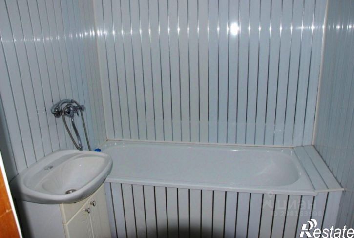 2-комн квартира ул 8 Марта, 47,  д. 47