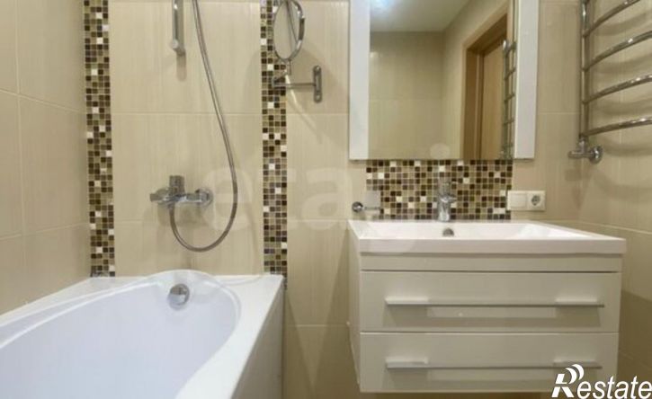2-комн квартира улица Петрова, 22,  д. 22