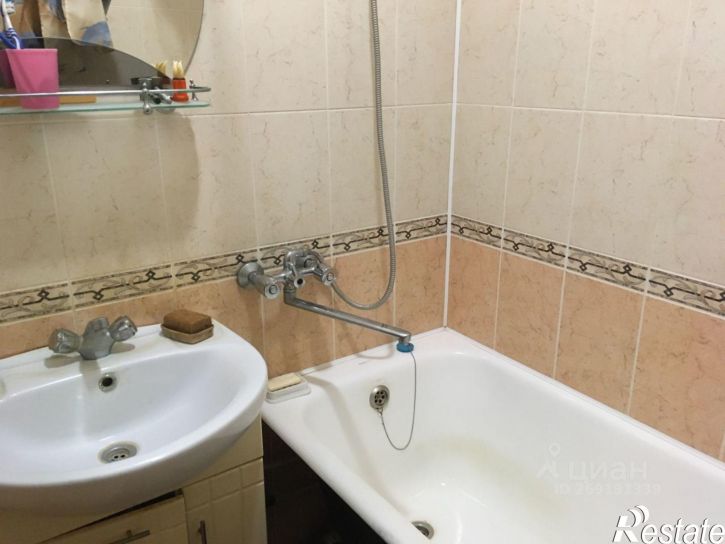 2-комн квартира проспект Гагарина, 11А,  д. 11А