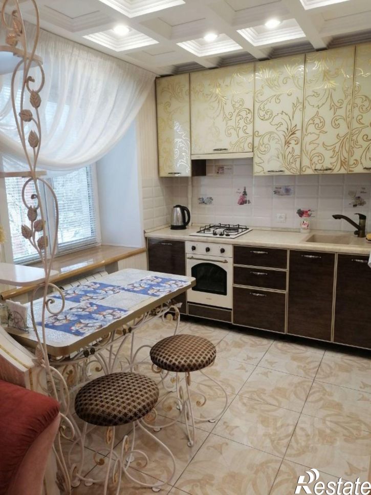 3-комн квартира б-р Чавайна, 45,  д. 45