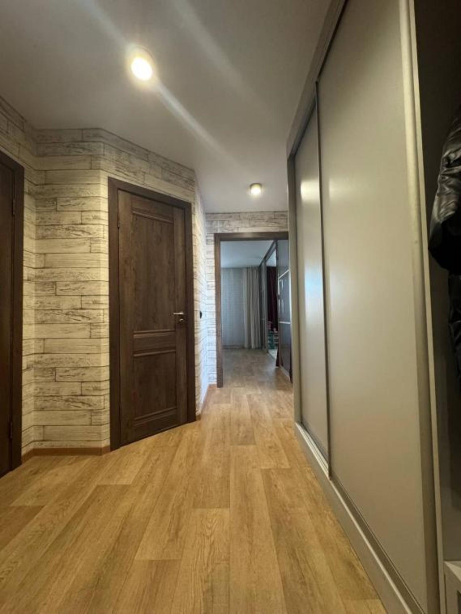 Купить квартиру за 9 690 000 рублей на Петрова, 31