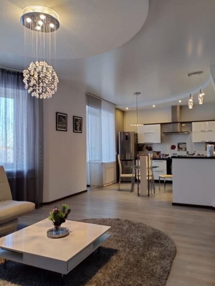 3-комн квартира Успенская, 32а