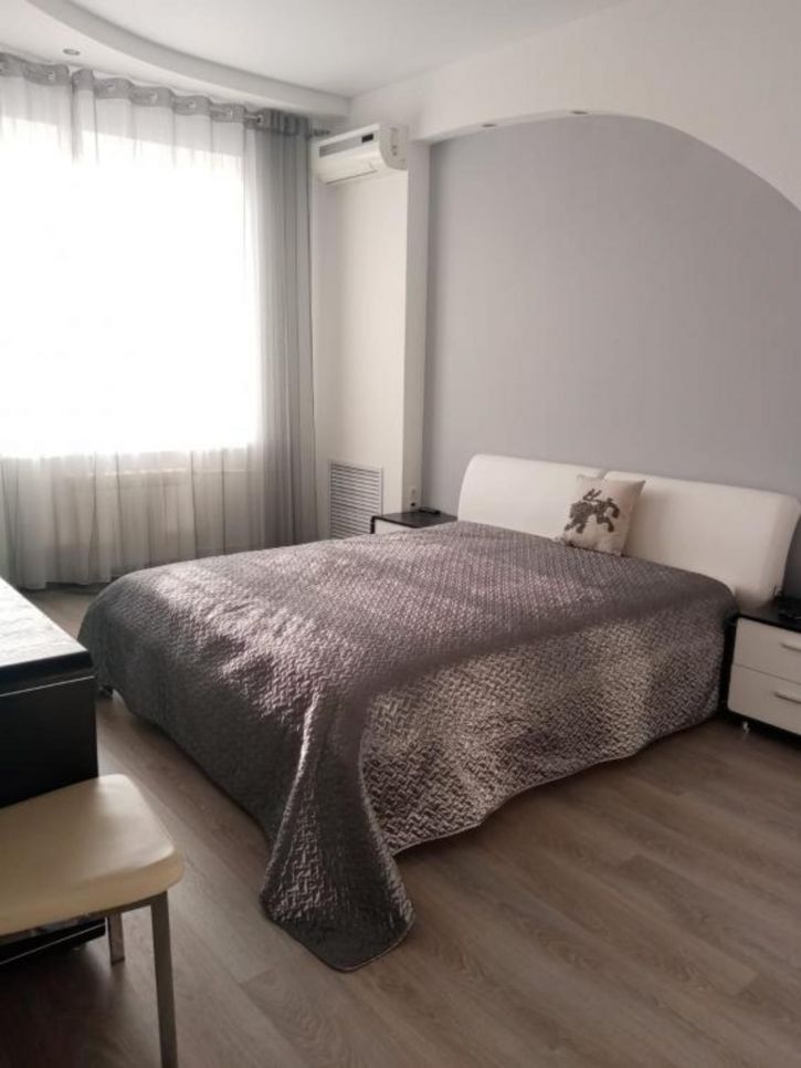 3-комн квартира Успенская, 32а