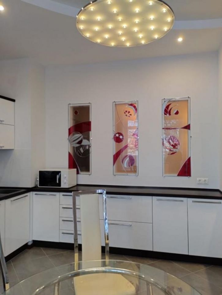 3-комн квартира Успенская, 32а