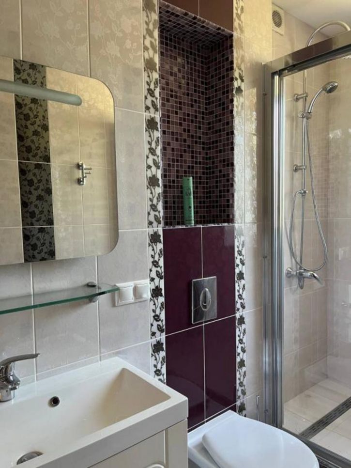 3-комн квартира Успенская, 32а