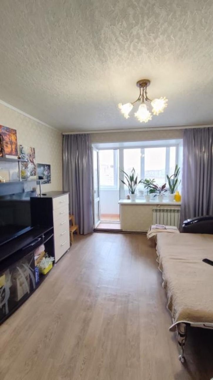 3-комн квартира Прохорова, 44а