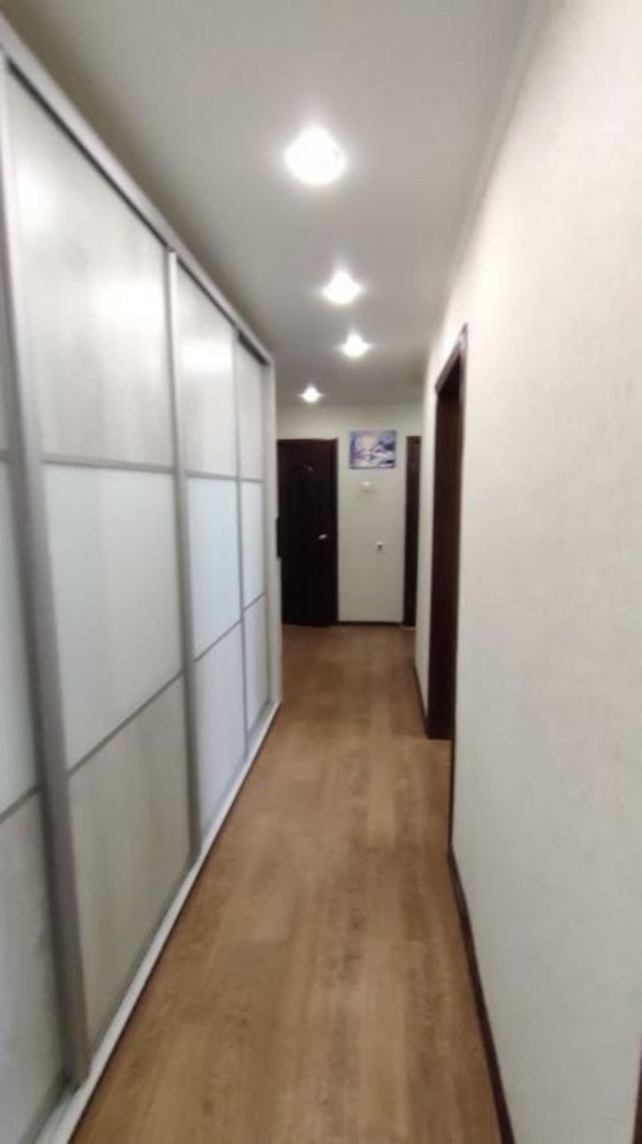 3-комн квартира Прохорова, 44а