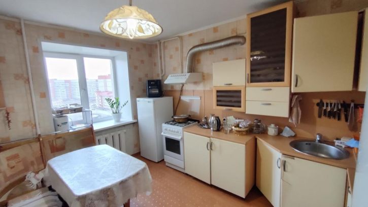 3-комн квартира Прохорова, 44а