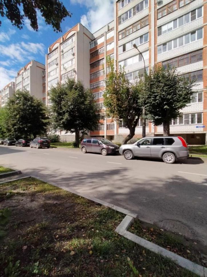 4-комн квартира Волкова, 68