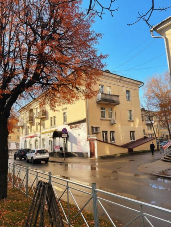 3-комн квартира Советская, 128