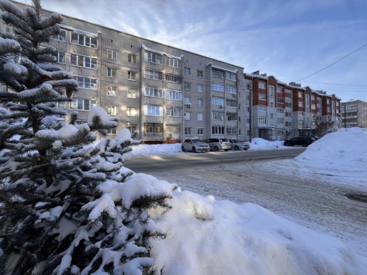 3-комн квартира Льва Толстого, 45