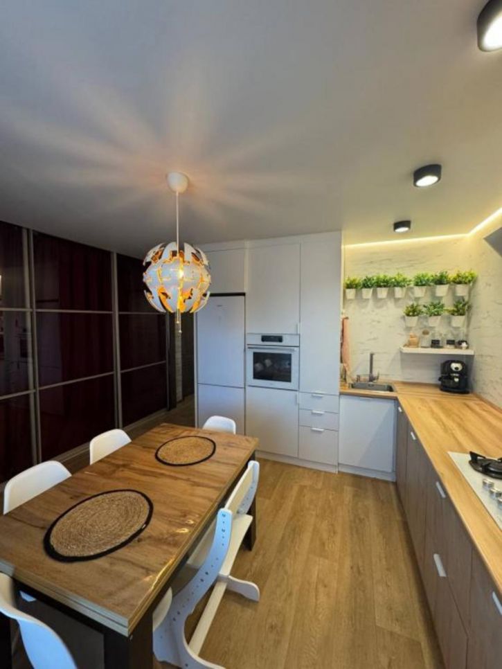 2-комн квартира Петрова, 31