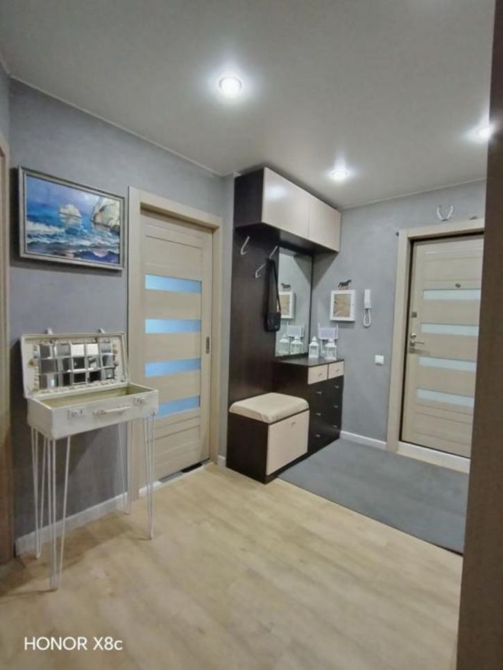 3-комн квартира Строителей, 36