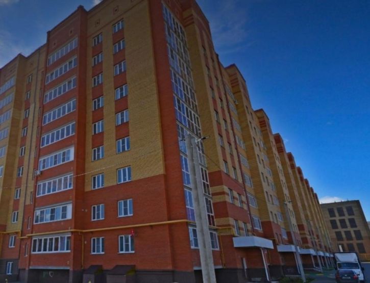 2-комн квартира Ураева б-р, 4