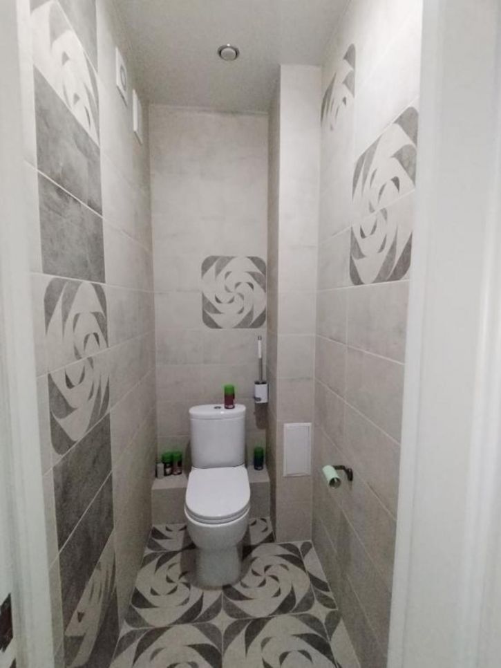 2-комн квартира Ураева б-р, 4