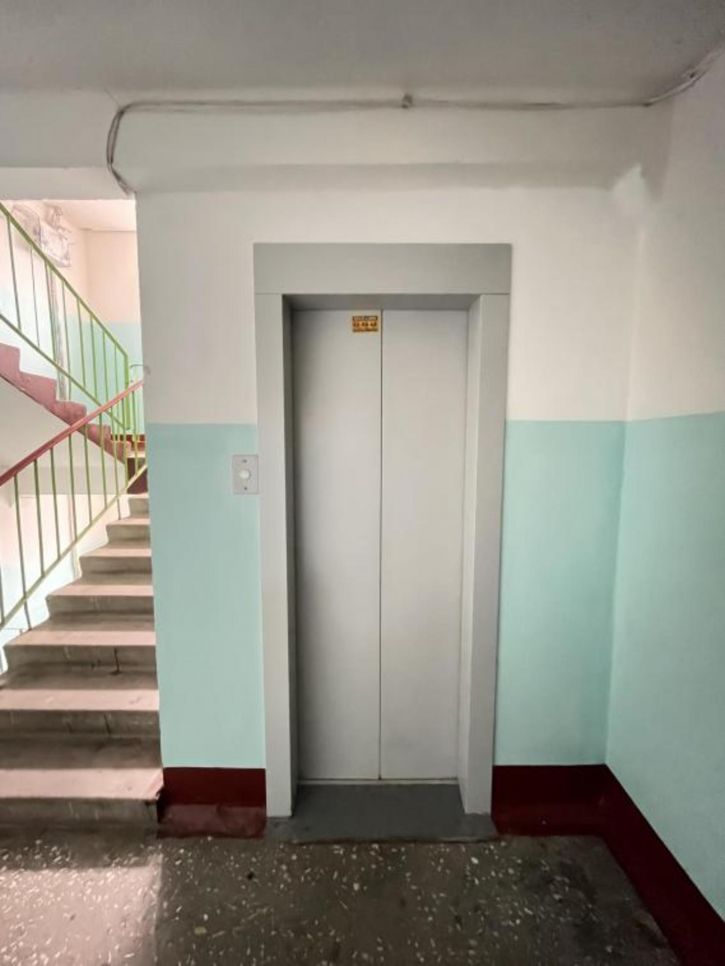 2-комн квартира Звездная, 12