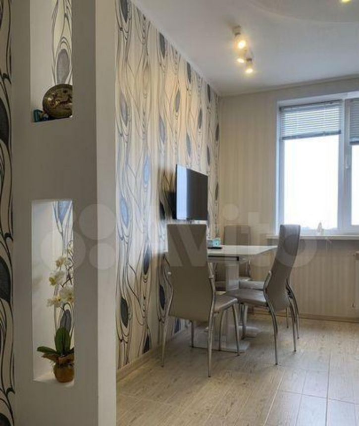 2-комн квартира Строителей, 36