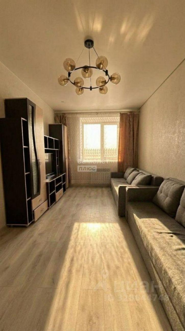 1-комн квартира Ураева б-р, 4