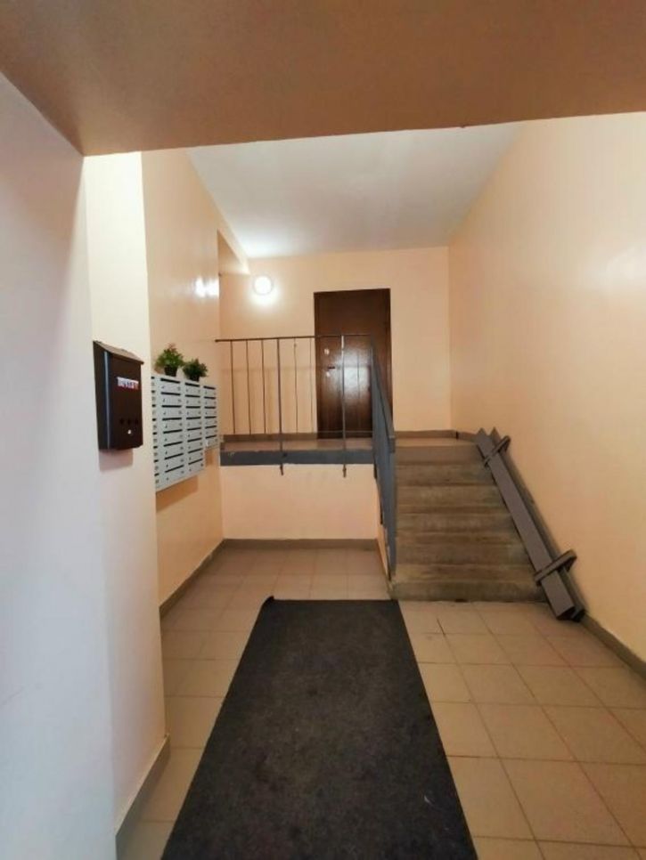 1-комн квартира Ураева б-р, 4