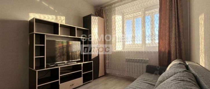 1-комн квартира Ураева б-р, 4