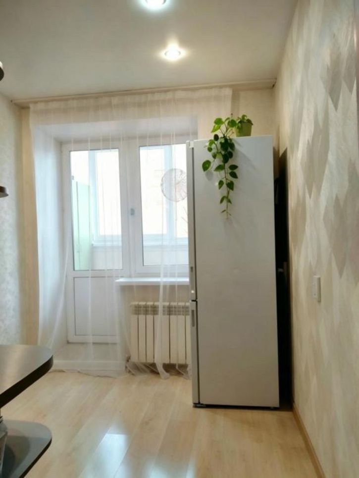 1-комн квартира Ураева б-р, 4