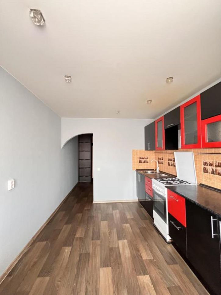 2-комн квартира Петрова, 27