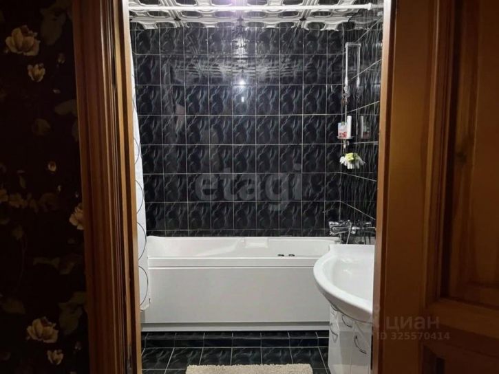 3-комн квартира Труда, 24Б