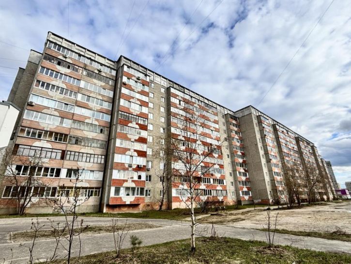 3-комн квартира Воинов-интернационалистов, 22а