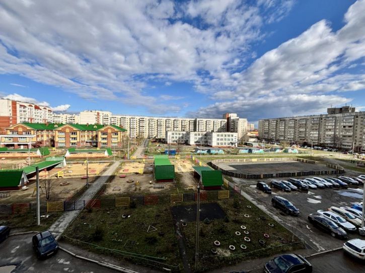 3-комн квартира Воинов-интернационалистов, 22а