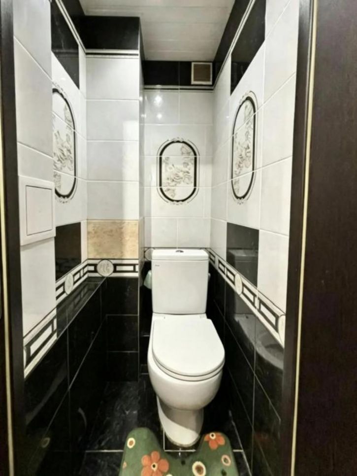 3-комн квартира Воинов-интернационалистов, 22а