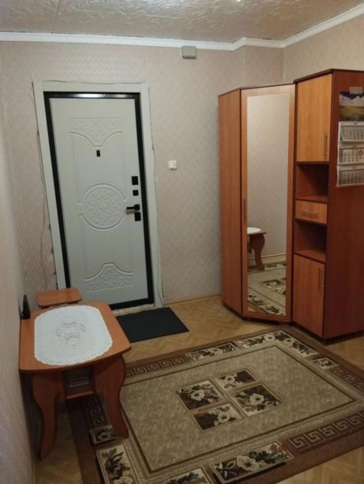 3-комн квартира Молодежная, 8