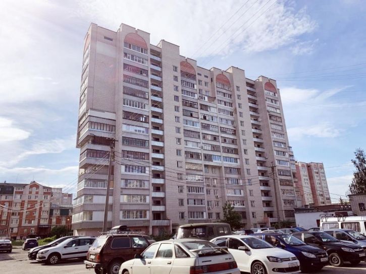 2-комн квартира Чавайна б-р, 13