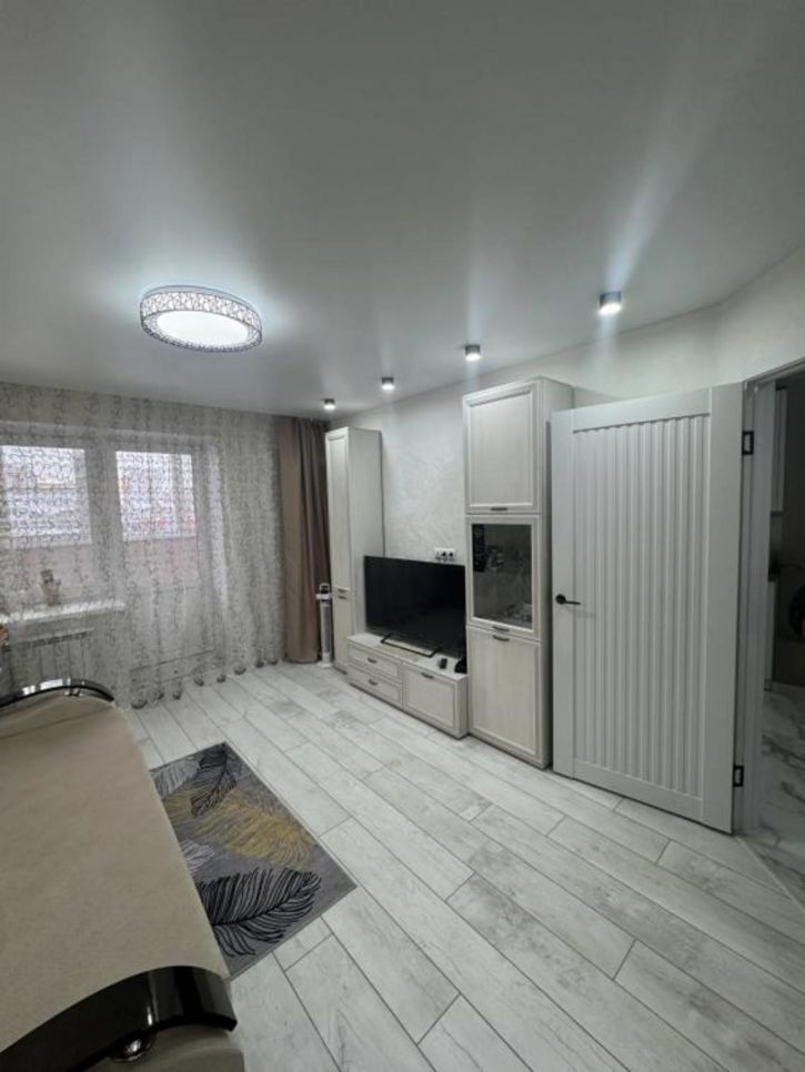 1-комн квартира Йывана Кырли, 33